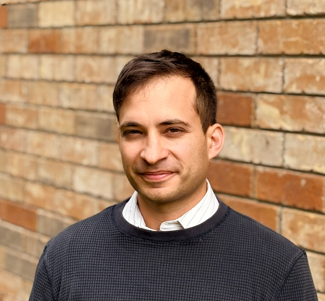 Portrait of Jonathan Brinias